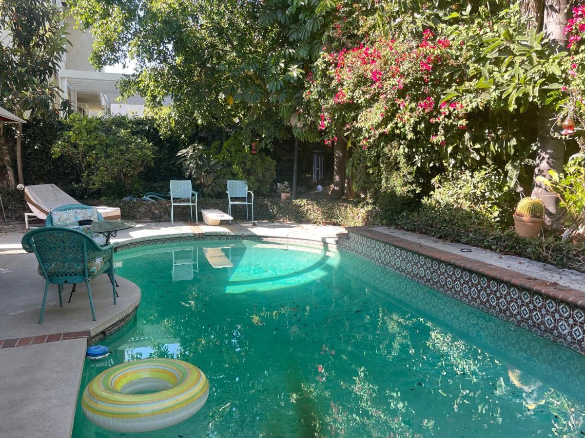 Ploy Apartment Monterey Park Bagian luar foto